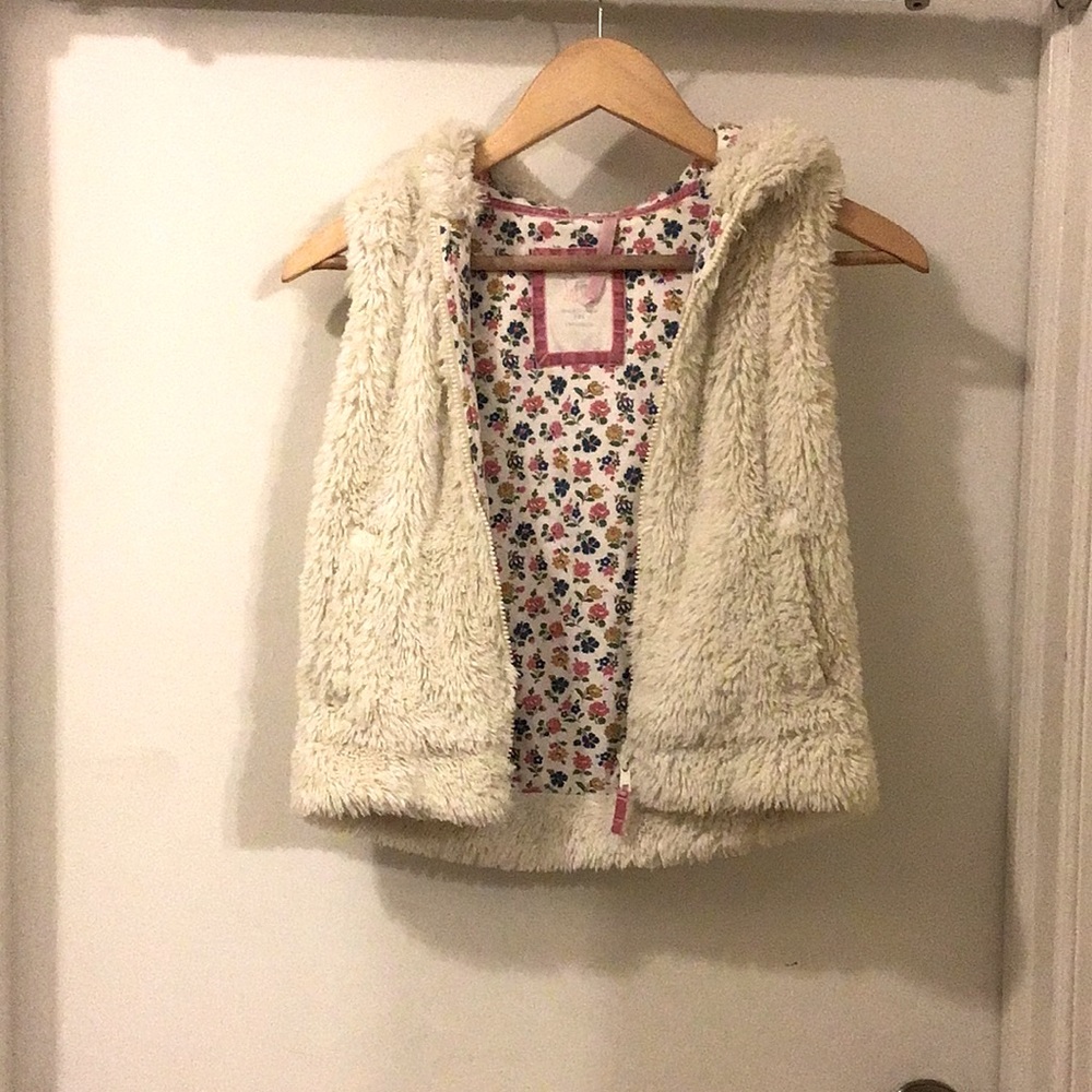 Mini Boden Faux Fur Vest
